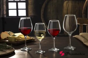 AMBER WINE FT 460CC H:21.6CM D:9CM P/384 GB6.OB24. (smA)